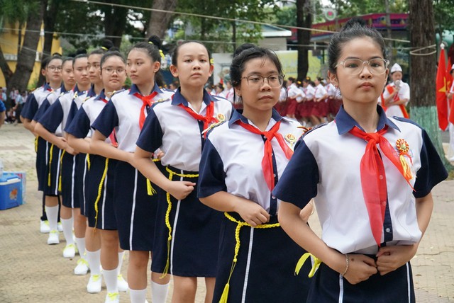 Đội hình hàng dọc trong Hội thi Nghi thức Đội